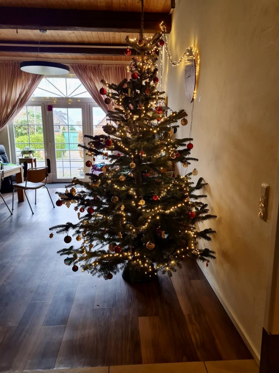 Weihnachten in der Demenz-WG: zwischen Erinnerung und Vergessen